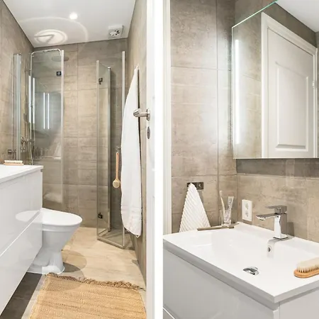 Sentral Med Parkering Og Peis Appartement *