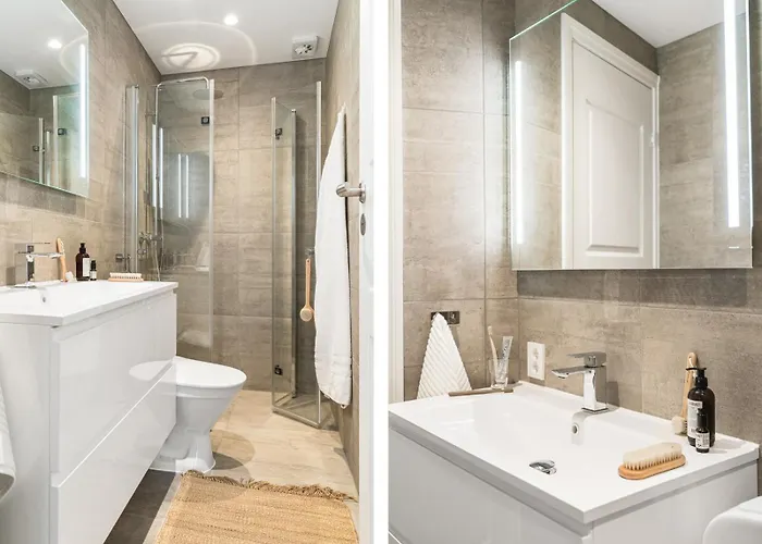 Sentral Med Parkering Og Peis Apartment *